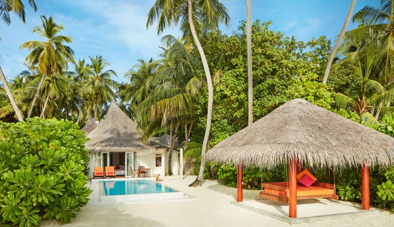 Vilu Reef Beach & Spa Resort