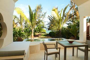 Terrasse extérieure et piscine privée en Beach Villa terrasse exterieure et piscine privee en beach villa