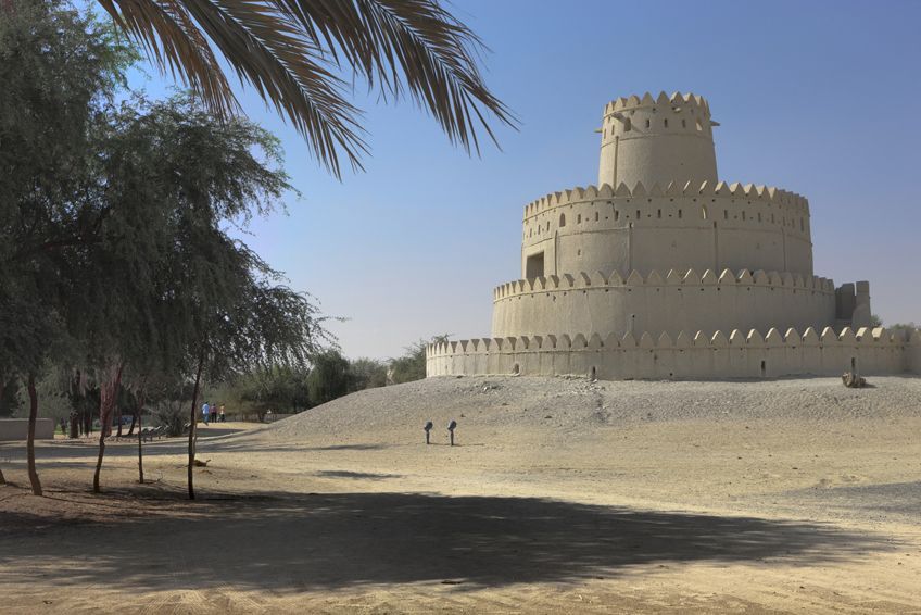 fort al ain abu dhabi rond tower