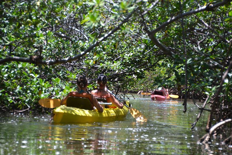 canoe lucayan