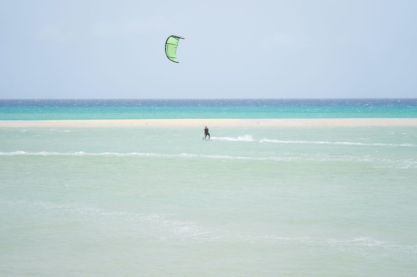 kitesurf dans le lagon guadeloupe