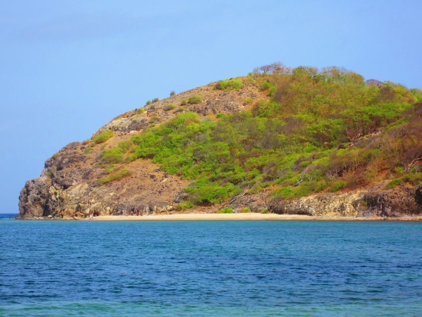 plage pompierre saintes guadeloupe