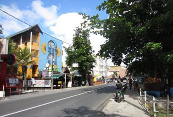 Dans les rues de Grand Baie  Maurice