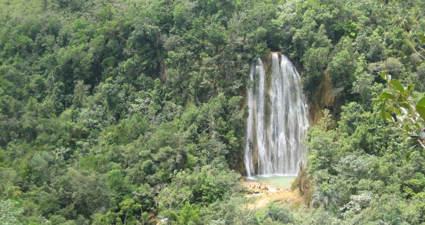 Cascade El Limon en Rpublique Dominicaine