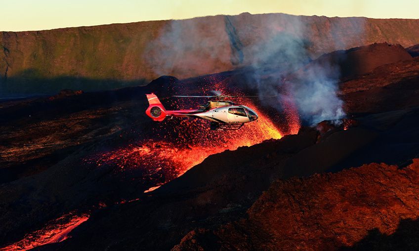 survol du volcan de la reunion en helicoptere