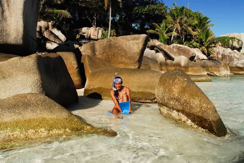 snorkeling seychelles digue