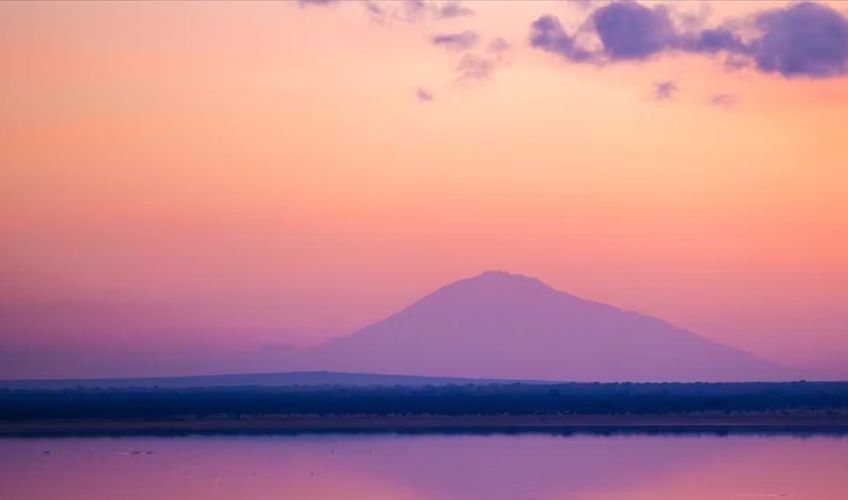 coucher de soleil sur le lac Burunge en Tanzanie