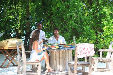 Prenez vos repas dans l'intimit de votre villa... Pour un tte  tte ou de bons moments en famille