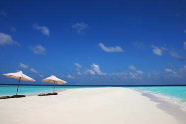 Ici, les paysages sont idylliques : Plages de sable blanc  perte de vue, dgrads de bleu et turquoise...