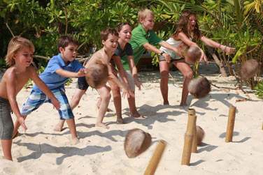 Jeux en quipe sur la plage...