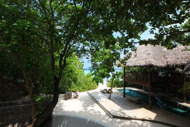 Le jardin de la 'Retreat',  quelques pas seulement de la plage