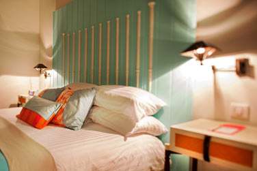 Intrieur de la chambre vue Jardin