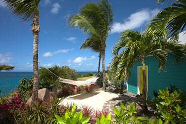 Dtente dans le hamac  l'extrieur de la Suite Marigot