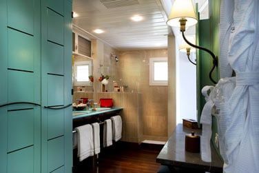 Salle de bain de la chambre vue Baie Marigot