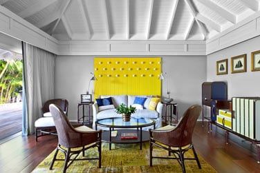 Coin salon de la Suite vue jardin 1 chambre