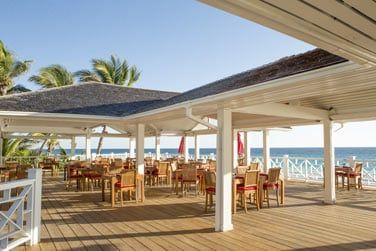 Le restaurant de plage met en avant les spcialits locales