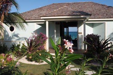 Des villas entoures par des jardins tropicaux luxuriants