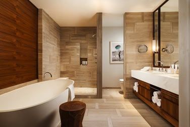 La Salle de bain spacieuse et moderne