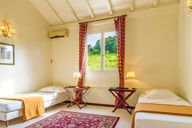 L'une des chambres des Suites-Appartements