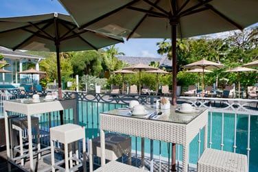 ... ou au bord de la piscine !