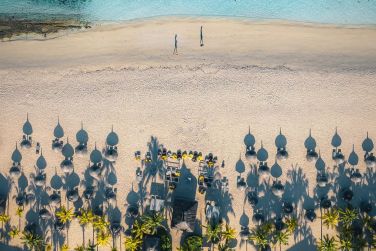 Johan Vandenhecke  Beachcomber Resorts & Hotels