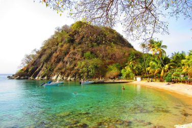 photo Combin Basse-Terre / Les Saintes - La Guadeloupe Autrement Guadeloupe