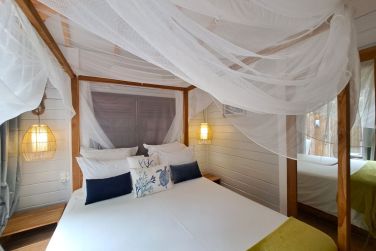 photo Combin Basse-Terre / Les Saintes - La Guadeloupe Autrement Guadeloupe