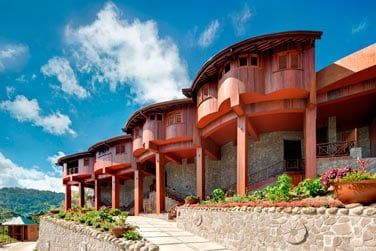 L'htel Ladera vous promet un sjour des plus confortables dans un cadre poustouflant