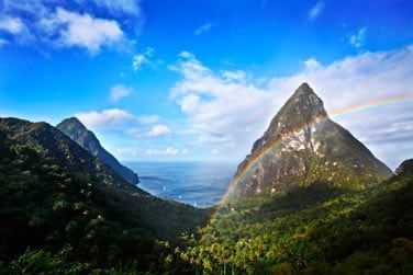 Bienvenue dans le Sud de Sainte Lucie, admirez la vue sur les Pitons .. l'environnement naturel y est exceptionnel