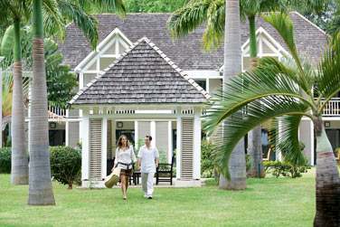 Jardins fleuris parfaitement entretenus