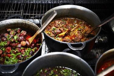 Le restaurant La Plage est ouvert pour le djeuner et le dner