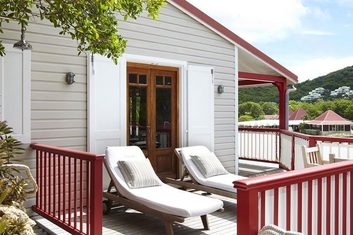 La grande terrasse au coeur de la vgtation tropicale