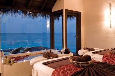 Le must : le 'Coco Journey', un massage de rve chorgraphi par deux thrapeutes