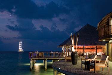 Le restaurant 'Stars' trs intimiste propose une cuisine asiatique moderne