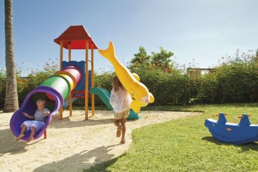 Toboggans et autres activits en extrieur sont disponibles