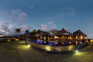 Shanti de nuit illumin et paradisiaque