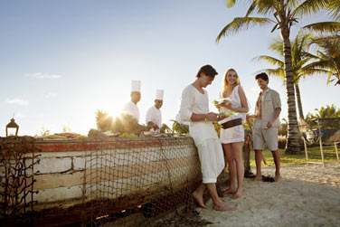 Les jardins exotiques du Shanti Maurice se prtent galement ..