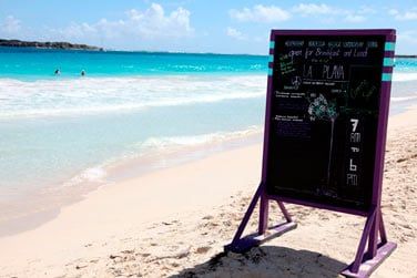 Sable fin, mer turquoise .. vous n'aurez plus qu' profiter !