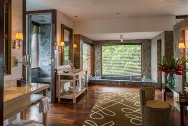 photo Four Seasons Resort Seychelles