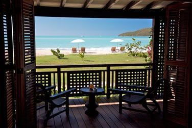Vue sur la mer depuis la terrasse des Suites Front de mer