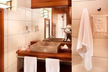 La salle de bain du Bungalow Tropique