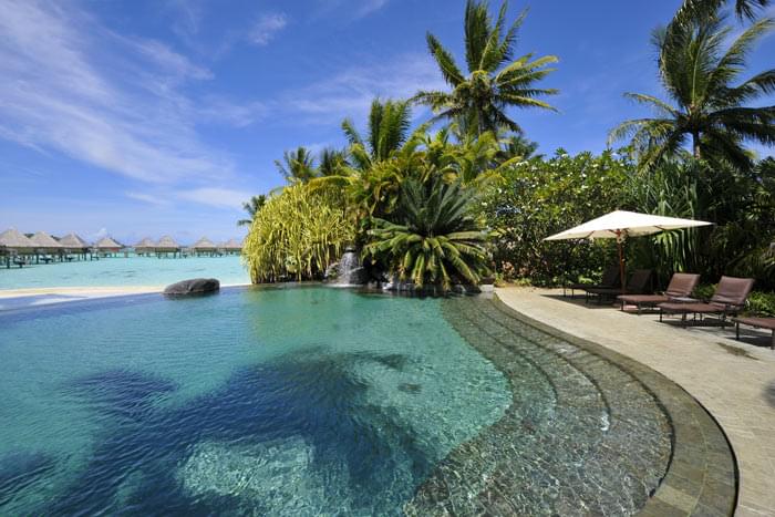 photo intercontinental bora bora le moana resort