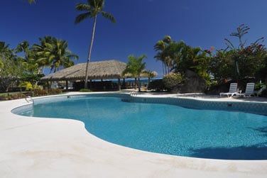 La piscine de l'htel sera le refuge idal pour vos journes farniente