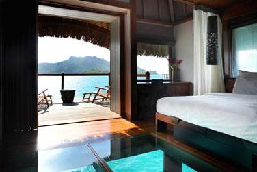 Le bungalow situ au bout du ponton possde une trs belle vue dgage