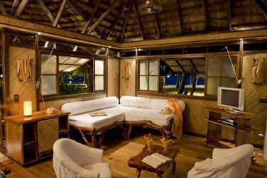 le coin salon, confortablement agenc...