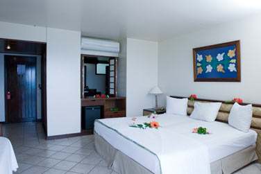 Intrieur de la chambre vue jardin