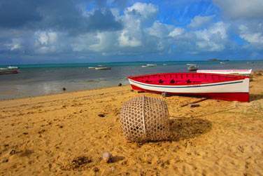 La jolie plage de Anse Mourouk