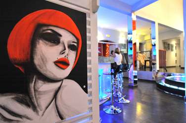 Dcouvrez le Bar, tout aussi bien dcor