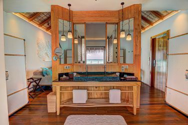 photo Constance Moofushi Maldives Maldives