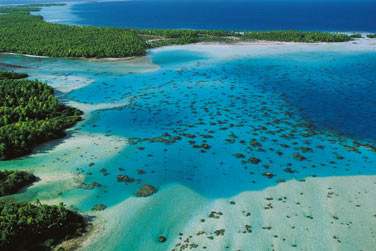 Offrez vous, si le temps vous le permet entre deux plonges, une petite halte du ct du lagon bleu !